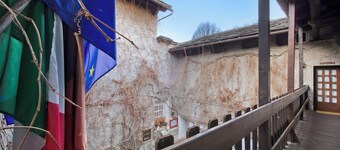 Apartment 'Cascina Des Religieuses - Tilleul' with Mountain View, Private Terrace and Wi-Fi