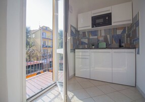 Camera Standard con letto matrimoniale o 2 letti singoli | Cucina privata | Frigorifero, piano cottura, macchina per caffè espresso