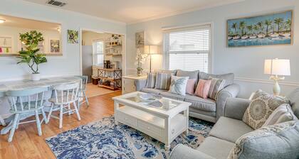 Lovely St Pete Beach Cottage, Walk to Beach & Town