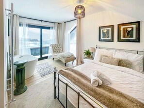 3 habitaciones, wifi gratis y ropa de cama 