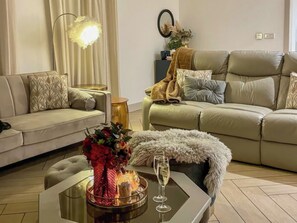 Fireplace - 3 bedroom accommodation in Biddulph, near Stoke-on-Trent (Biddulph, near Stoke-on-Trent)