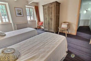 2 bedrooms, iron/ironing board, bed sheets - Le Moulin de Kerguien (PERROS GUIREC)