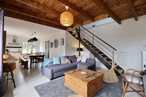 TV, DVD player, books - Chez Vanch - Plouezec (PLOUEZEC)