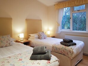 2 Schlafzimmer, kostenloses WLAN, Bettwäsche