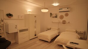 1 chambre, bureau, Wi-Fi gratuit, draps fournis