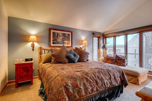 3 soverom, strykejern/-brett, wi-fi (inkludert) og sengetøy