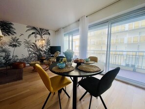 Dining - Sea view: Le Victor Hugo (La Baule-Escoublac)