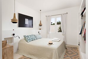 4 soverom, strykejern/-brett, reiseseng for barn og wi-fi (inkludert)