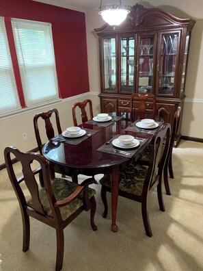 تناول الطعام