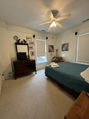 3 bedrooms, WiFi, bed sheets