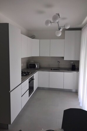 Microwave, oven, dishwasher