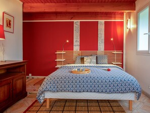4 chambres, fer et planche Ă repasser, Wi-Fi