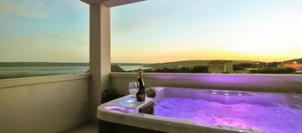 Nice apartment in Maslenica