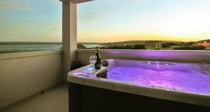 Nice apartment in Maslenica