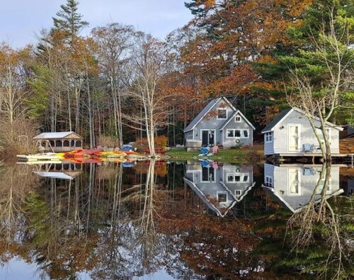 Lakefront camp featuring a small lodge and 3 cabins - Sleeps up to 18 guests.