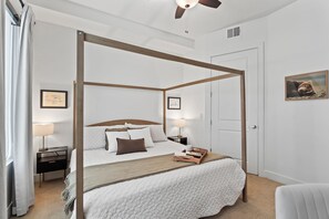 1 habitación, escritorio, tabla de planchar con plancha y wifi gratis 