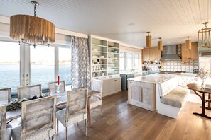 Dining - Luxury oceanfront 5 bedroom, 5.5 bath private dock overlooking Mothers Beach! (Kennebunk)