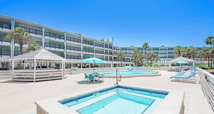 La Mirage Condo 112 Beachfront Resort Condominiums with Private Boardwalk