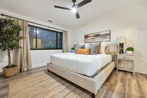 2 habitaciones, tabla de planchar con plancha, cuna de viaje y wifi