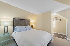 3 Schlafzimmer, Bügeleisen/Bügelbrett, WLAN, Bettwäsche