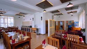 Restaurant - Norbu Healing Hotel (Thimphu)
