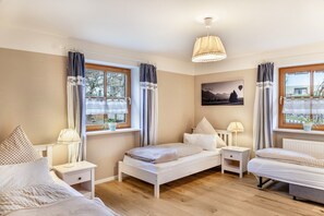 2 bedrooms, iron/ironing board, free WiFi, bed sheets - Apartment "Mair - Bergblick" with Mountain View, Shared Terrace & Wi-Fi (Halblech)