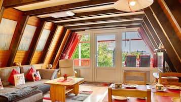 Una televisión, un reproductor de DVD