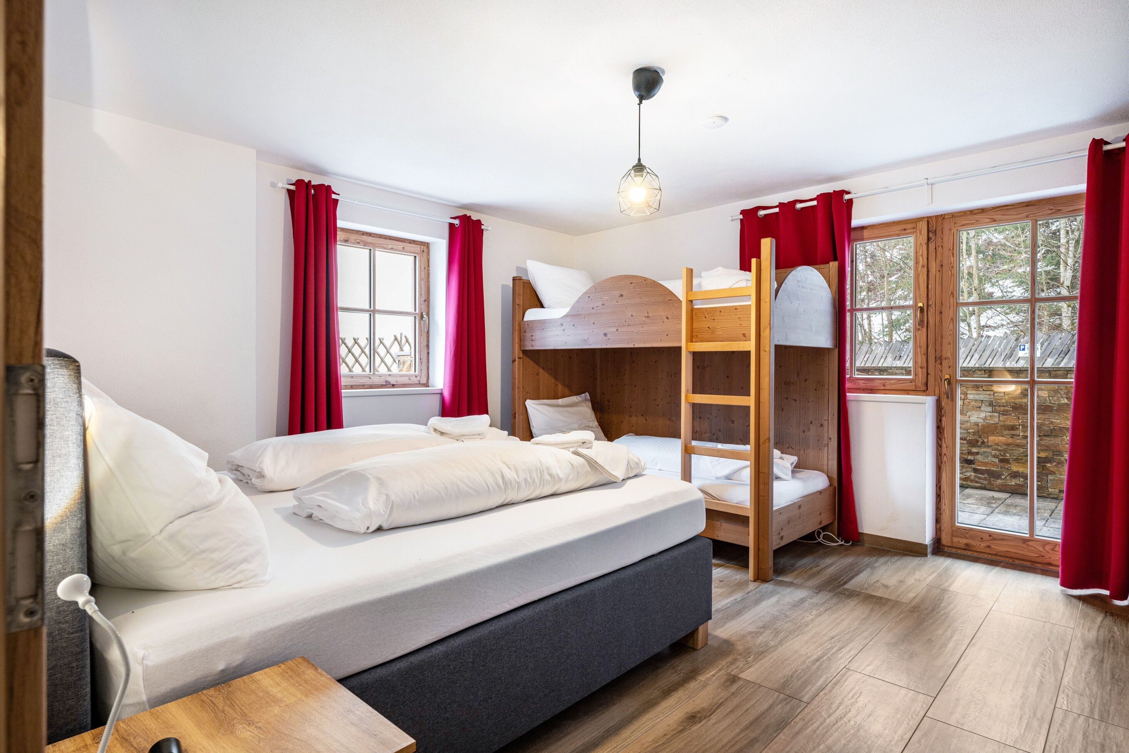 3 Schlafzimmer, kostenloses WLAN, Bettwäsche