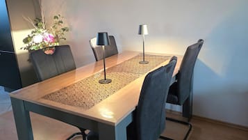 Dineren