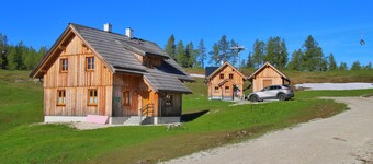 Holiday Home 'Große Winklerhütte' with Mountain View and Private Garden
