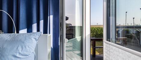 1 غرفة نوم ومكواة/لوح كي وواي فاي مجانًا وملاءات أسرّة