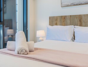 3 chambres, bureau, fer et planche Ă repasser, Wi-Fi gratuit