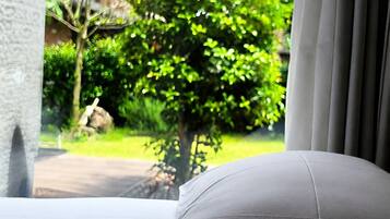 SOMSOM HOUSE 14 | 2 bedrooms, Egyptian cotton sheets, premium bedding, Select Comfort beds