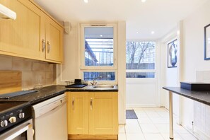 Apartment - The Kennington Park Crib - Lovely 2bdr Flat With Garden (London)
