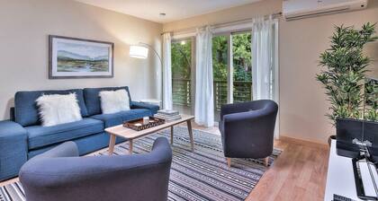 Spacious Palo Alto 2BR w/ Laundry, nr Shopping Center, by Blueground
