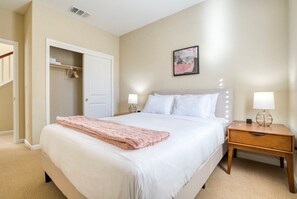 4 chambres, fer et planche Ă repasser, Wi-Fi, draps fournis