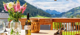 Spacious chalet with wellness and views