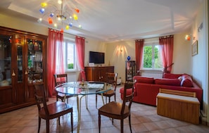 Interior - Awesome home in Castel Colonna di Mont (Castel Colonna di Mont)