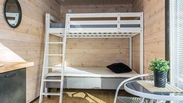 2 bedrooms, internet