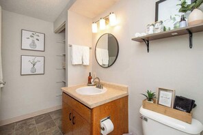 Shower, towels