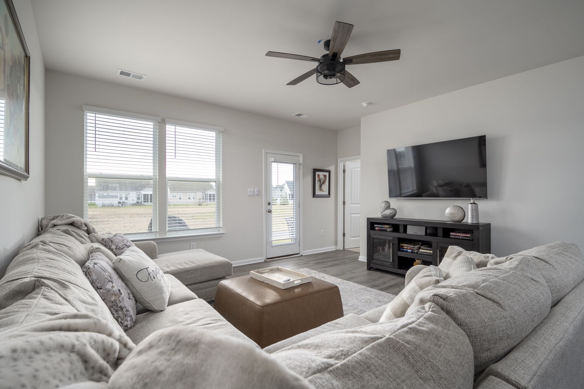 Free Linens & Cleaning - Saltwater Manor
