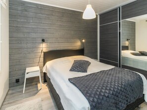 2 habitaciones, tabla de planchar con plancha y acceso a internet