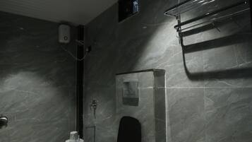 Luxury Cottage | Bathroom