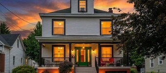 Stylish Retreat | Prime Location | Yard | Fire Pit