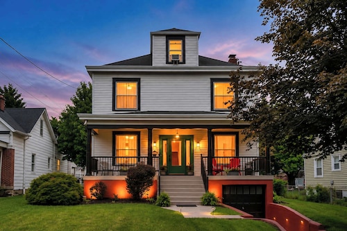 Stylish Retreat | Prime Location | Yard | Fire Pit