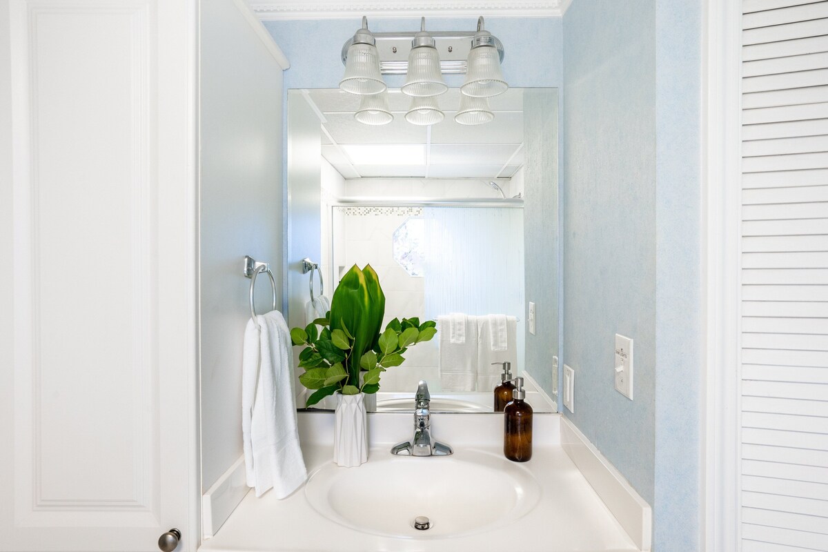 Photo 24 of Harper by AvantStay | Beautiful Home w/ Pool | Walk to the Beach!