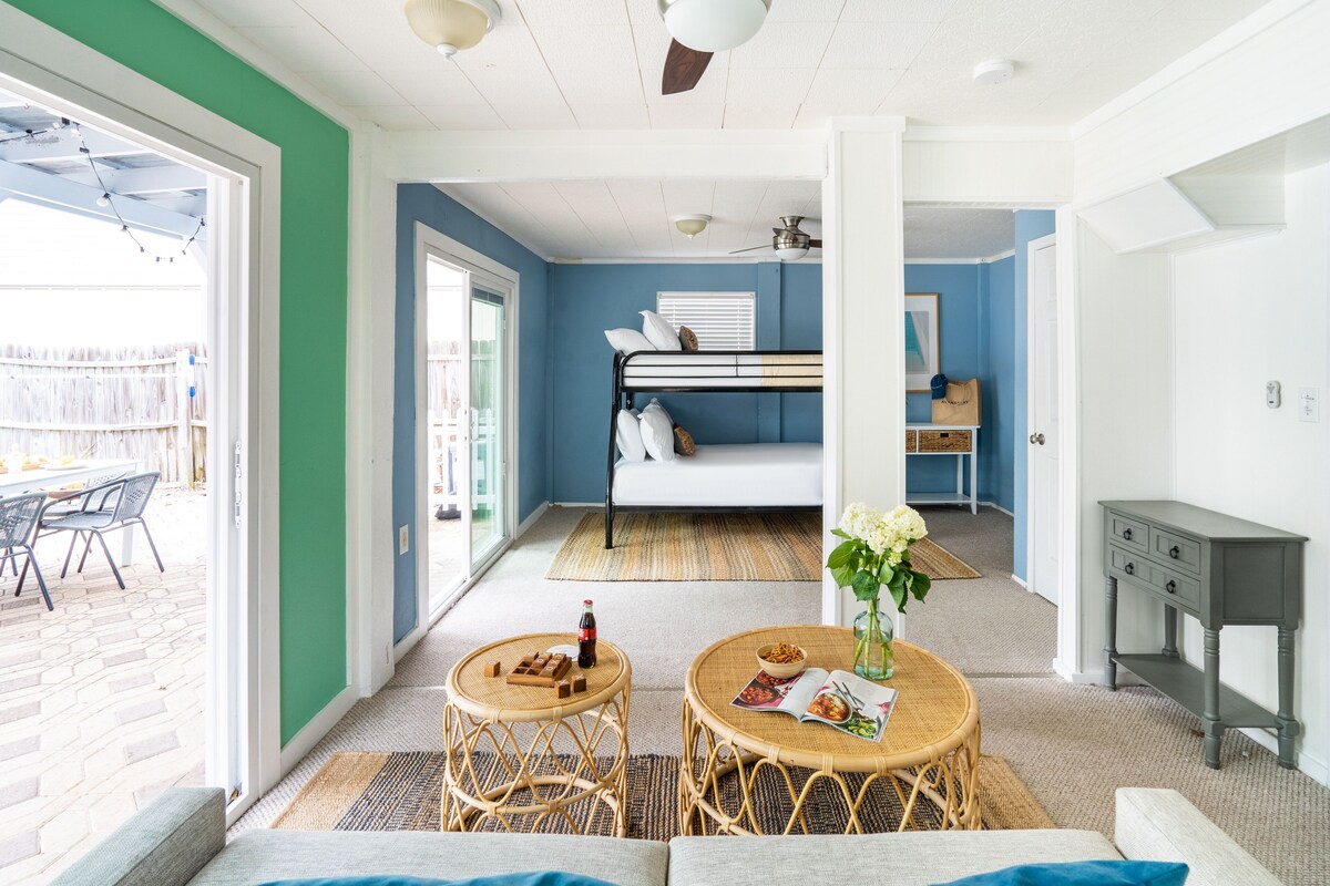 Photo 19 of Harper by AvantStay | Beautiful Home w/ Pool | Walk to the Beach!
