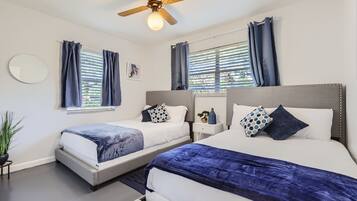 5 bedrooms, in-room safe, desk, iron/ironing board