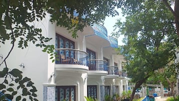 Elite Room | Desk, iron/ironing board, free WiFi, bed sheets