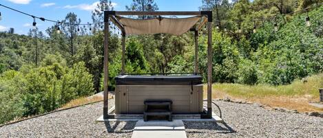 Bain à remous extérieur